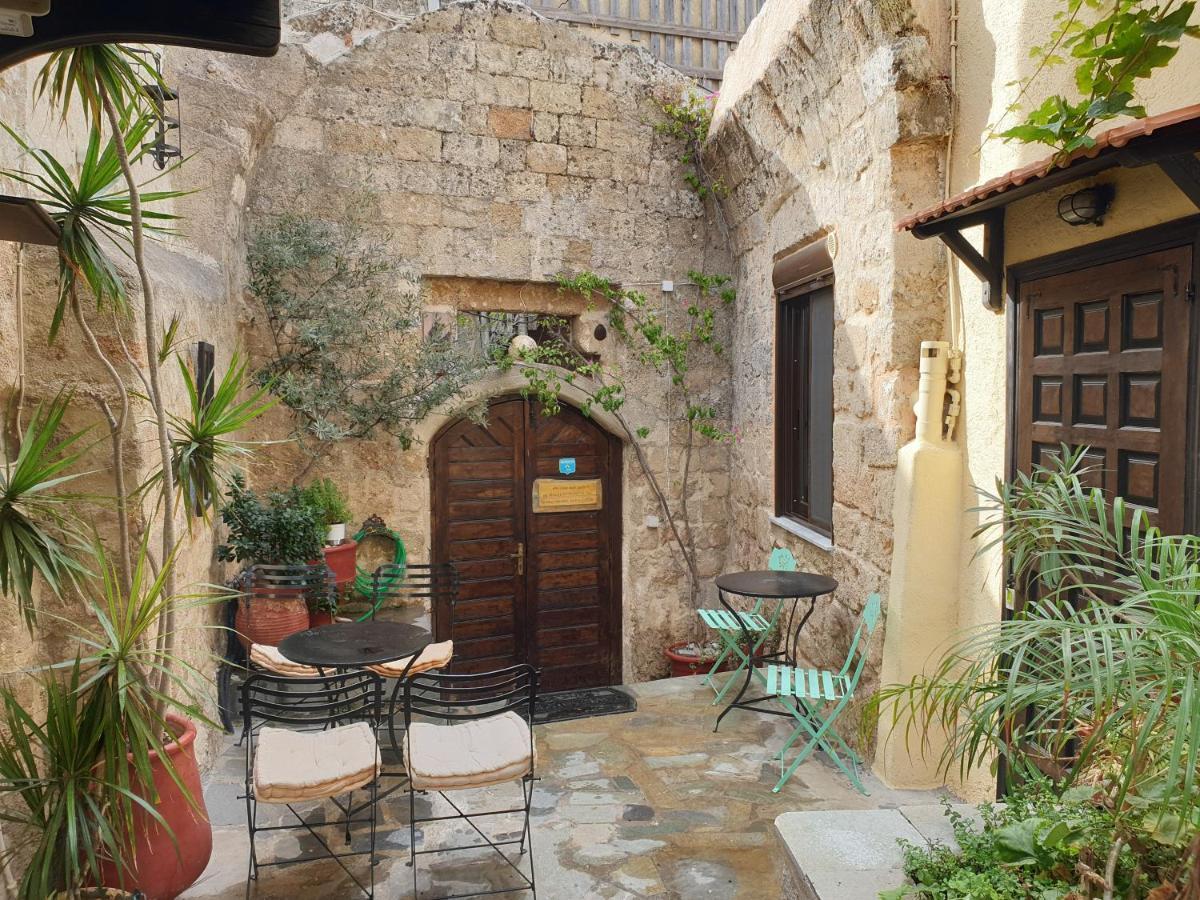 Chris Αpartments Old Town Appartement Rhodes City Buitenkant foto