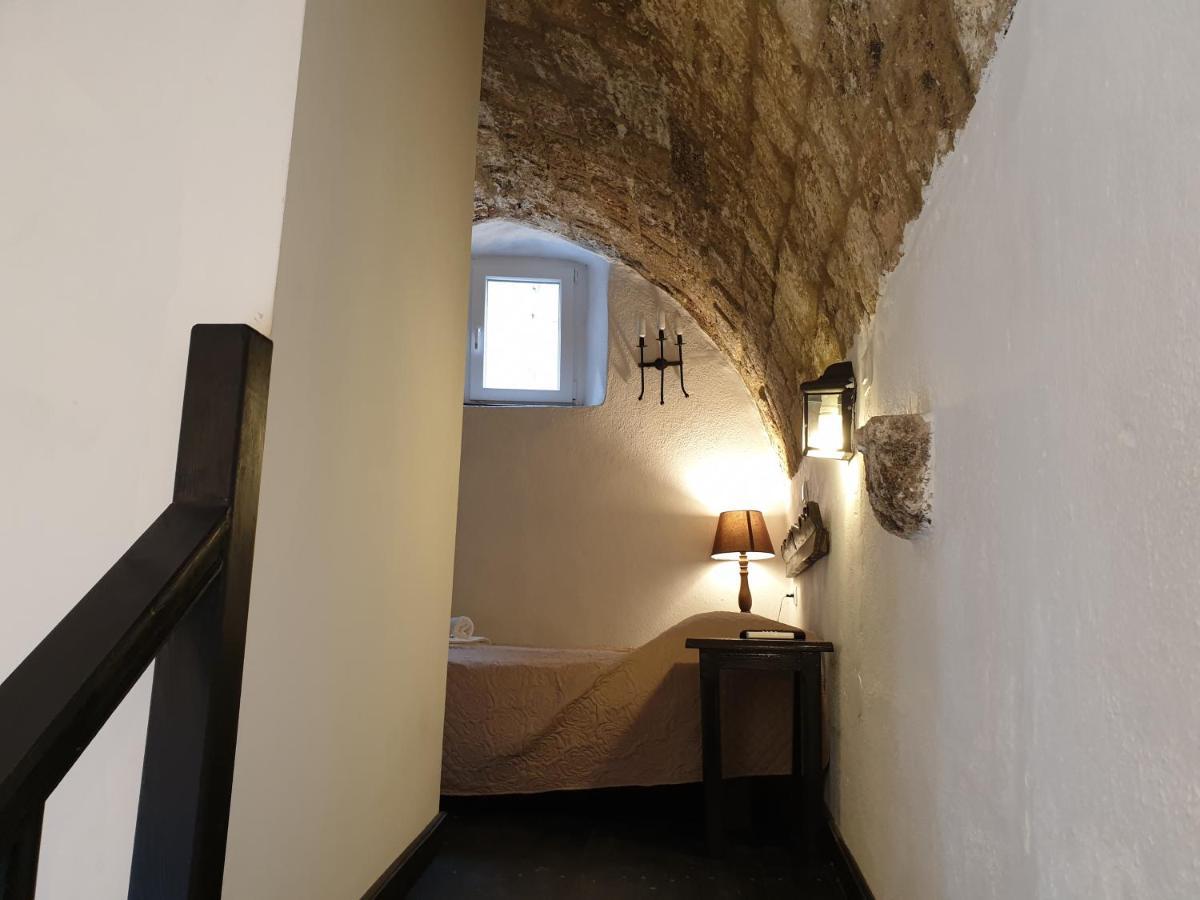 Chris Αpartments Old Town Appartement Rhodes City Buitenkant foto