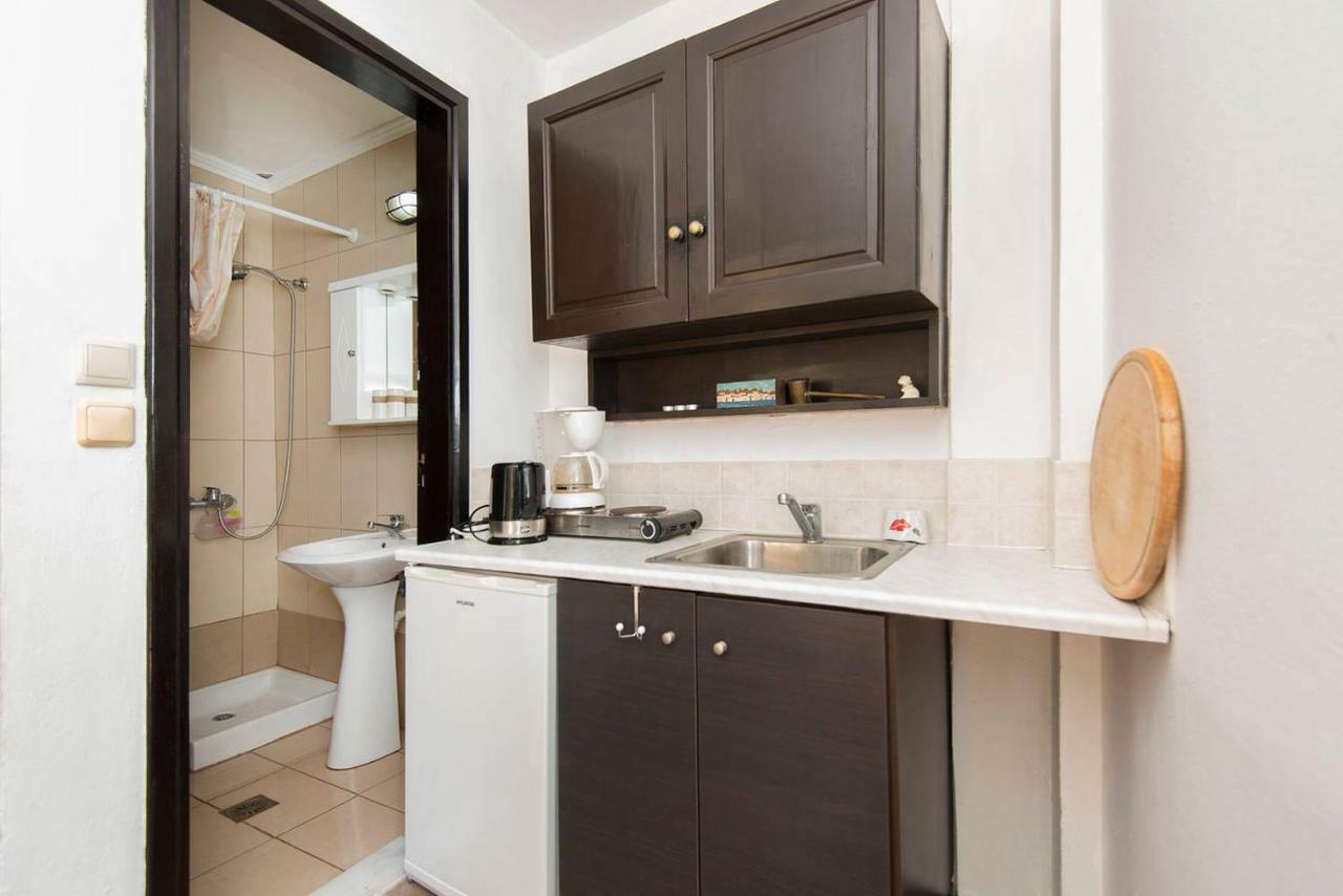 Chris Αpartments Old Town Appartement Rhodes City Buitenkant foto